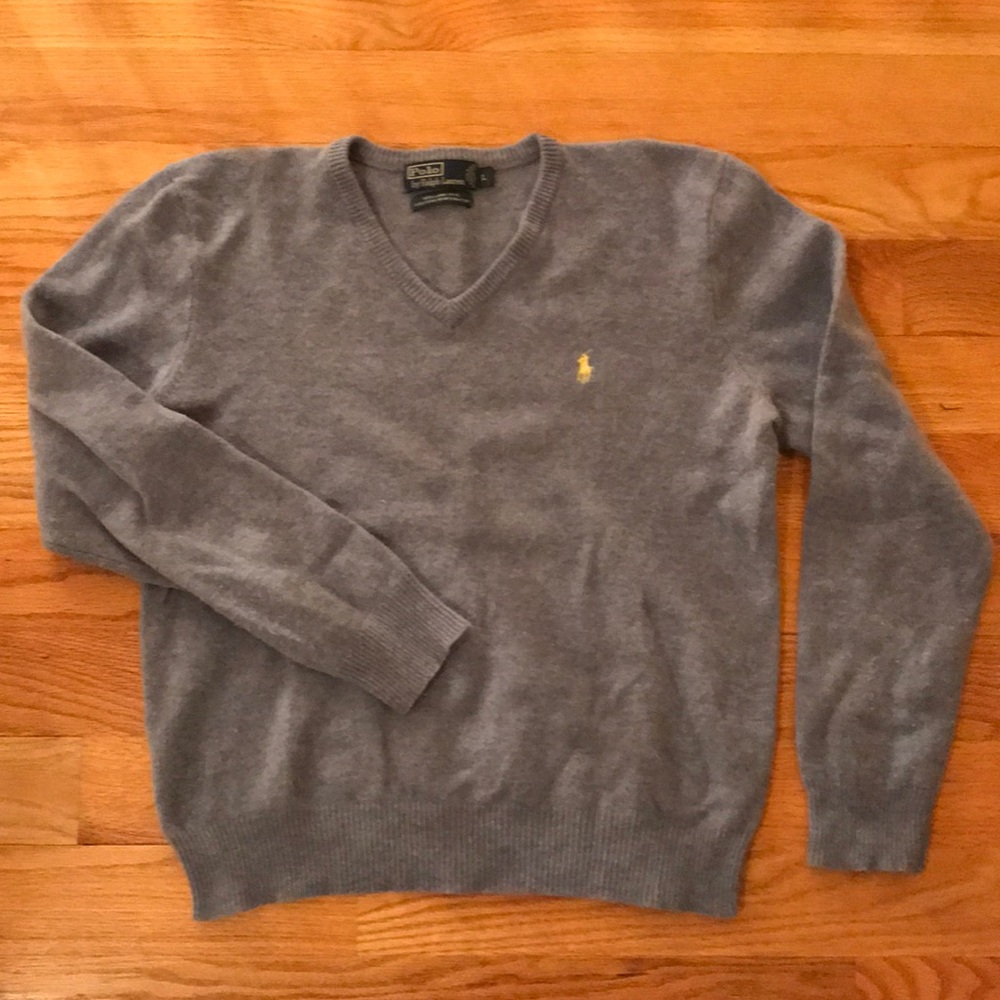 Long Sleeve V-Neck Sweater